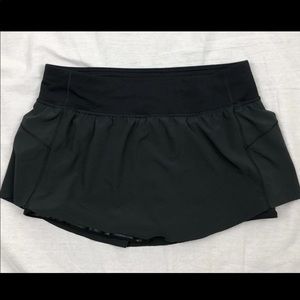 Lululemon skirt shorts size 6